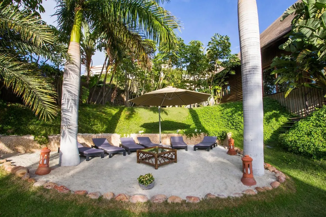 Indonesian Palace Luxurious Boutique Málaga Villa